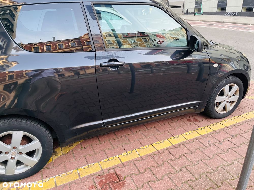 Suzuki Swift - 12