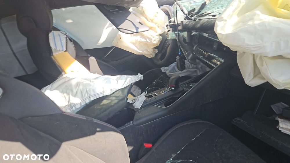 Toyota C-HR 2.0 Hybrid AWD GR SPORT Premiere - 5