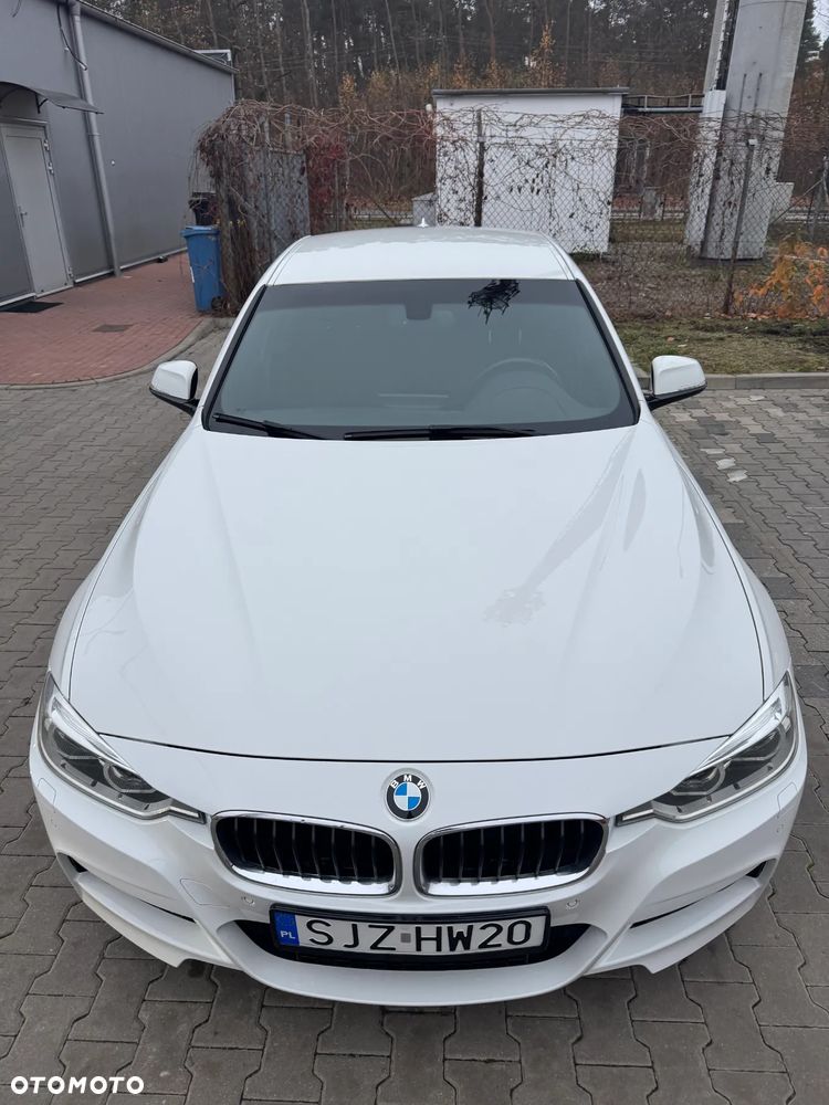 BMW Seria 3 330i xDrive M Sport - 5