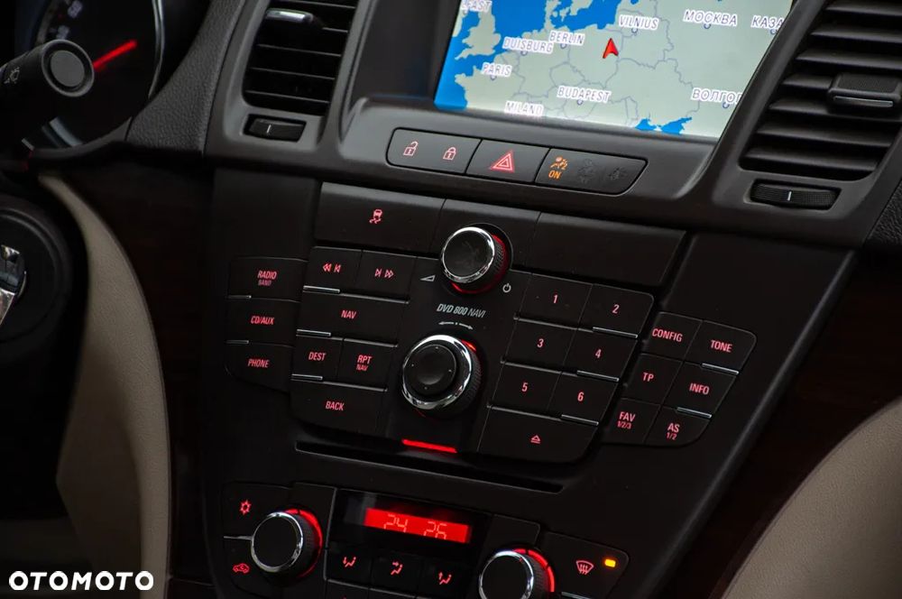 Opel Insignia 1.8 Elegance - 24