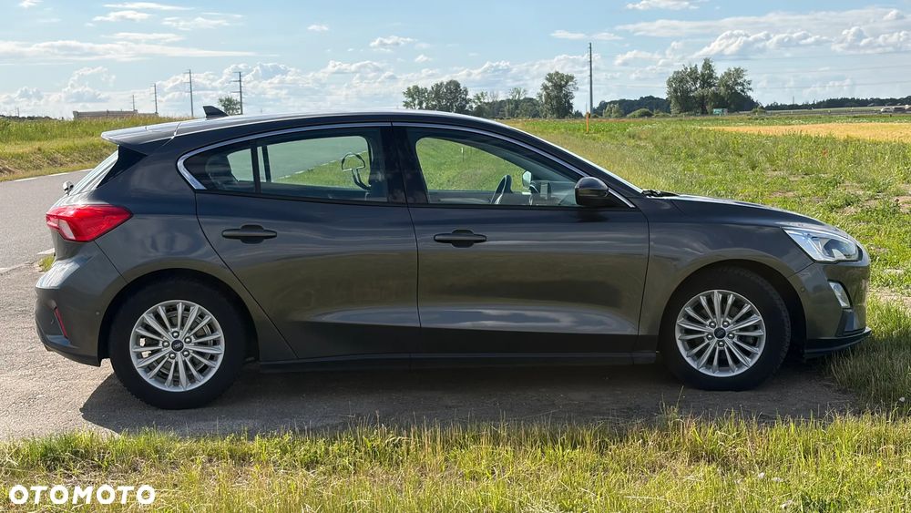 Ford Focus 1.0 EcoBoost Titanium ASS - 3