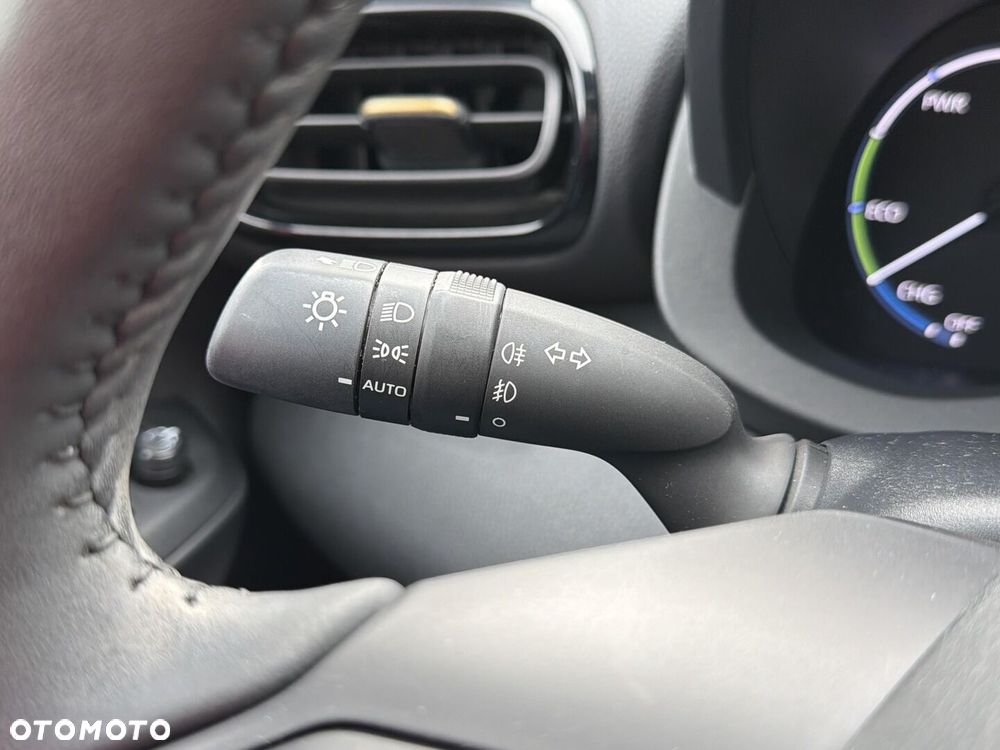 Toyota Yaris Cross Hybrid 1.5 Adventure - 18