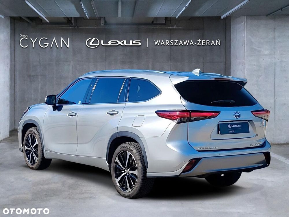 Toyota Highlander - 5