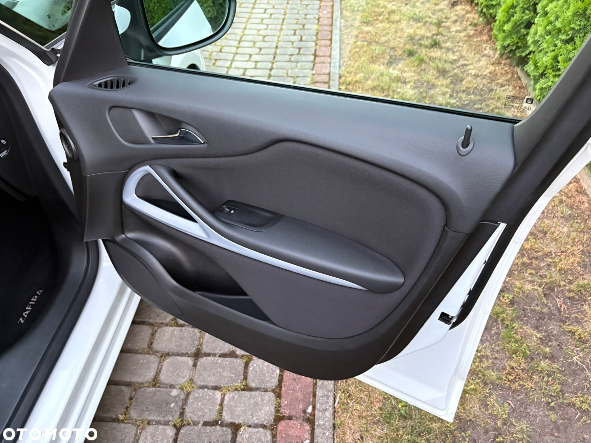 Opel Zafira - 16