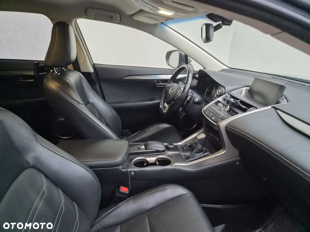 Lexus NX 200t Comfort AWD - 20