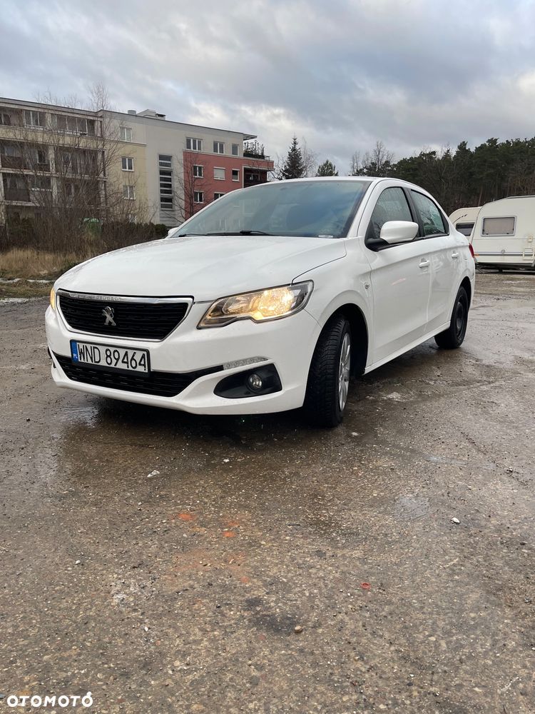 Peugeot 301 1.6 BlueHDi Active - 1