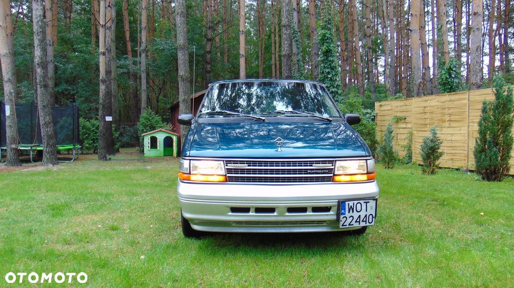 Plymouth Voyager - 1