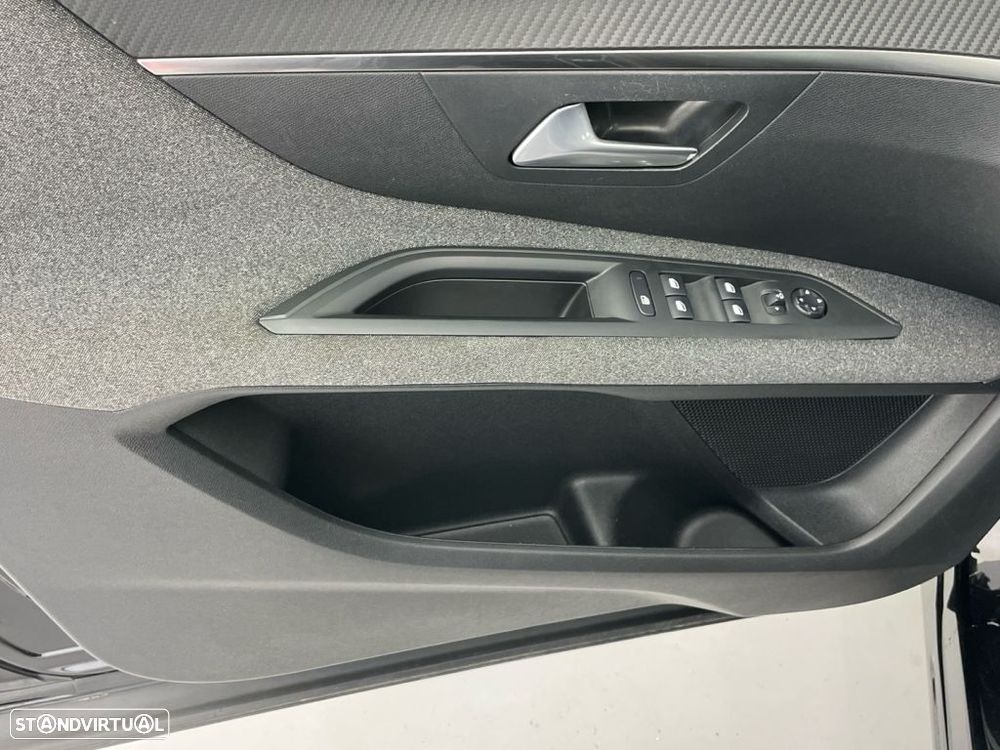 Peugeot 3008 1.2 PureTech Active Pack - 24