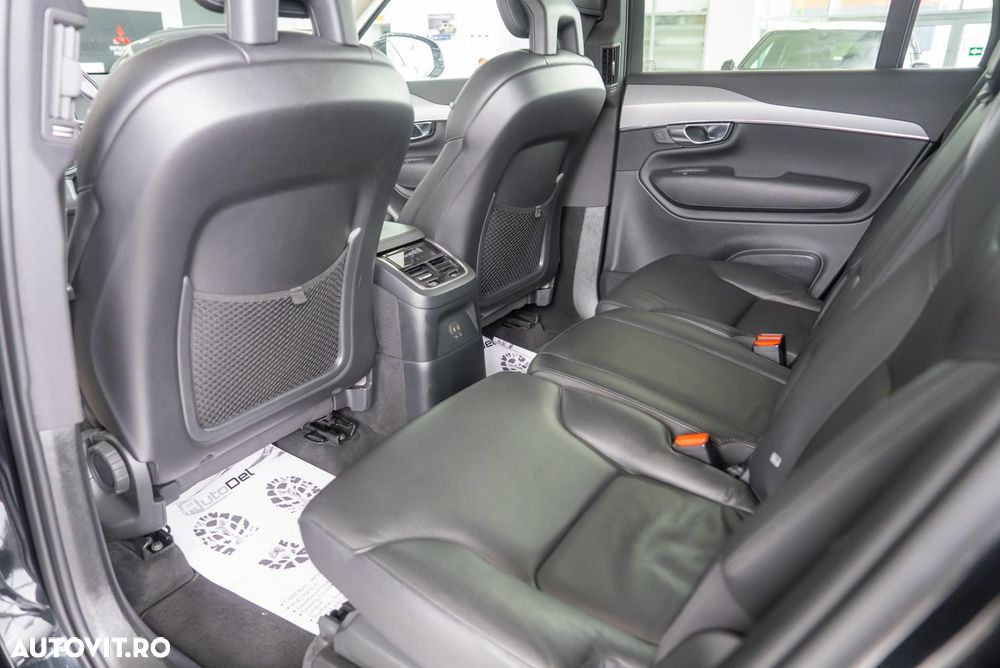 Volvo XC 90 T8 AWD Recharge Geartronic Inscription Expression - 24
