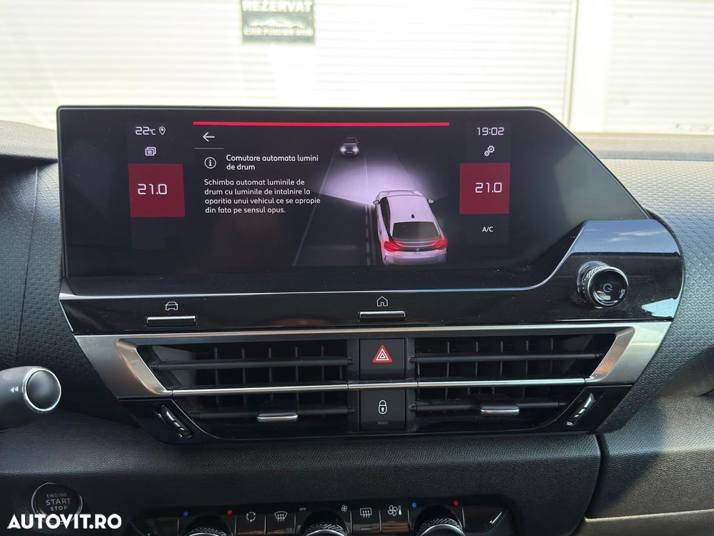 Citroën C4 PureTech 155 Stop&Start EAT8 SHINE - 13