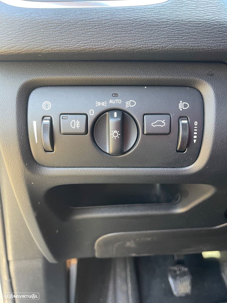 Volvo V40 2.0 D2 Kinetic - 18