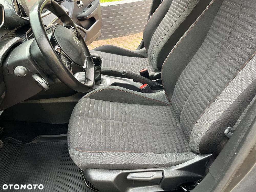Peugeot 208 1.2 PureTech Active Pack S&S - 16
