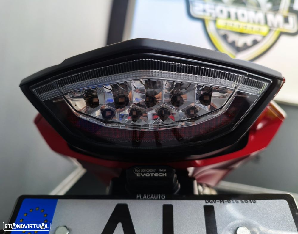Honda CBR 1000RR SP2 - 11