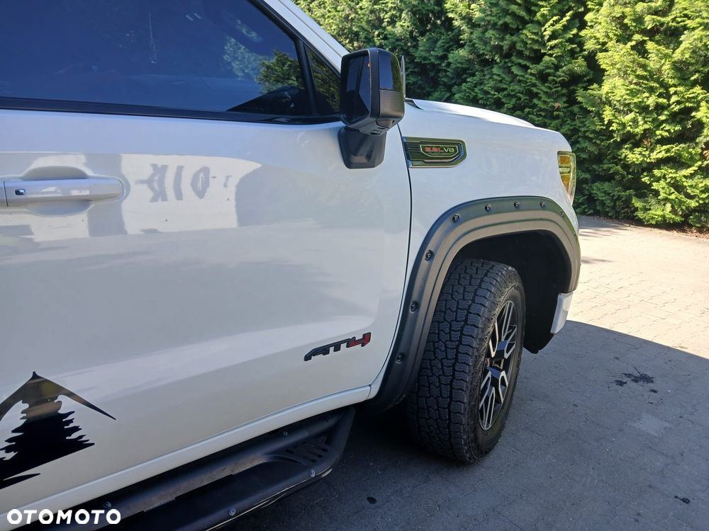 GMC Sierra - 8