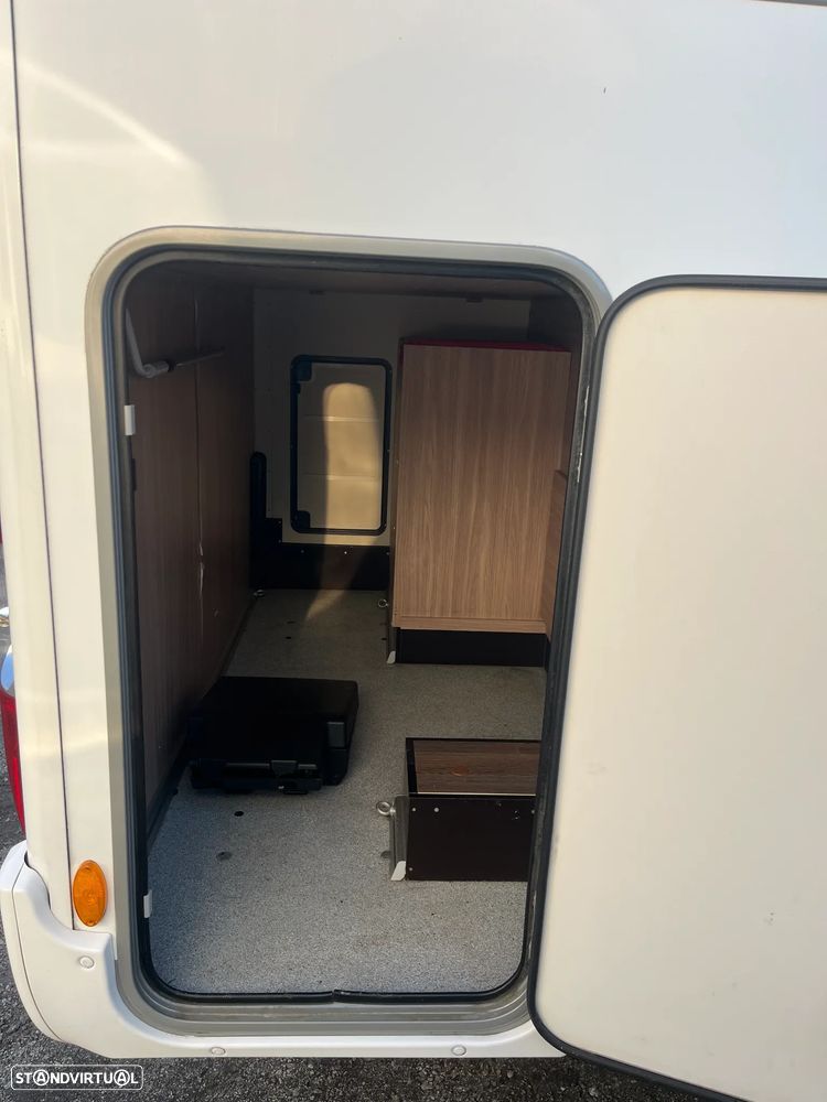 Burstner Travel Van 590 - 5