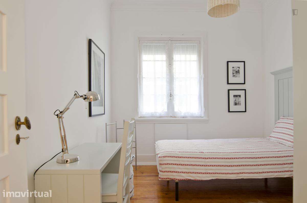 Quarto - localizado em Saldanha Lisbon - Grande imagem: 3/22