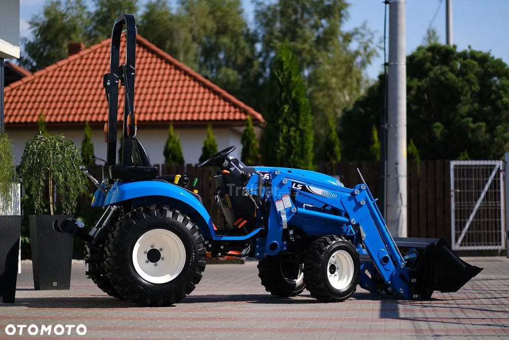 LS Traktor XJ25 - 13