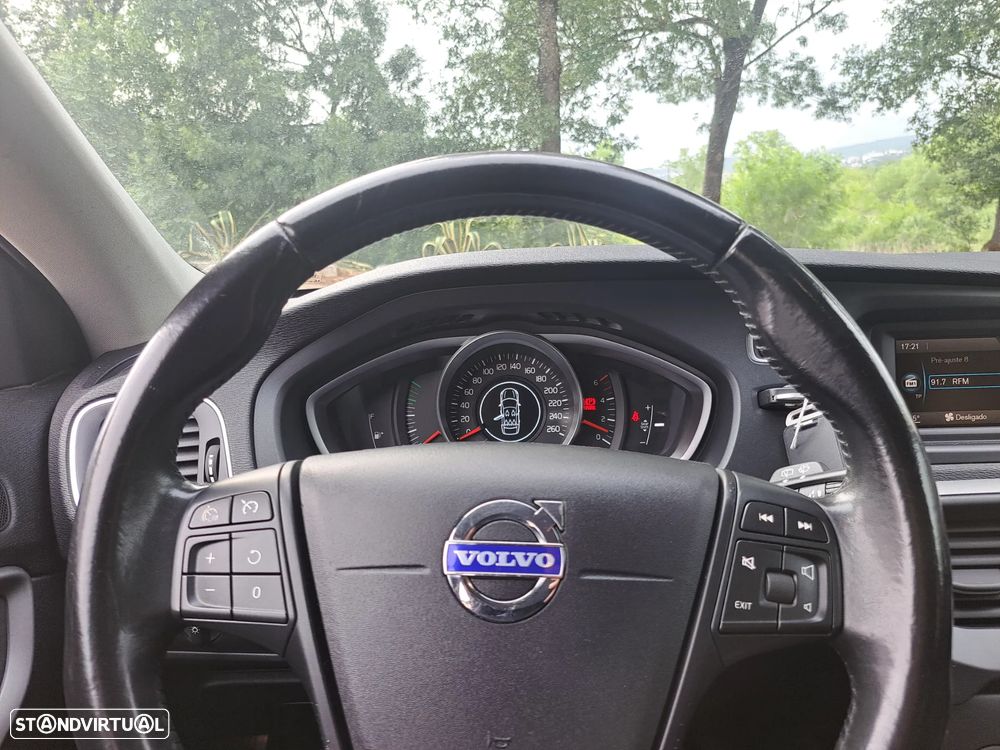 Volvo V40 1.6 D2 Eco Kinetic - 21