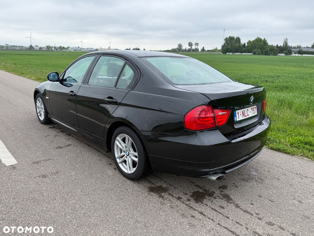 BMW Seria 3 318d DPF Edition Exclusive - 6
