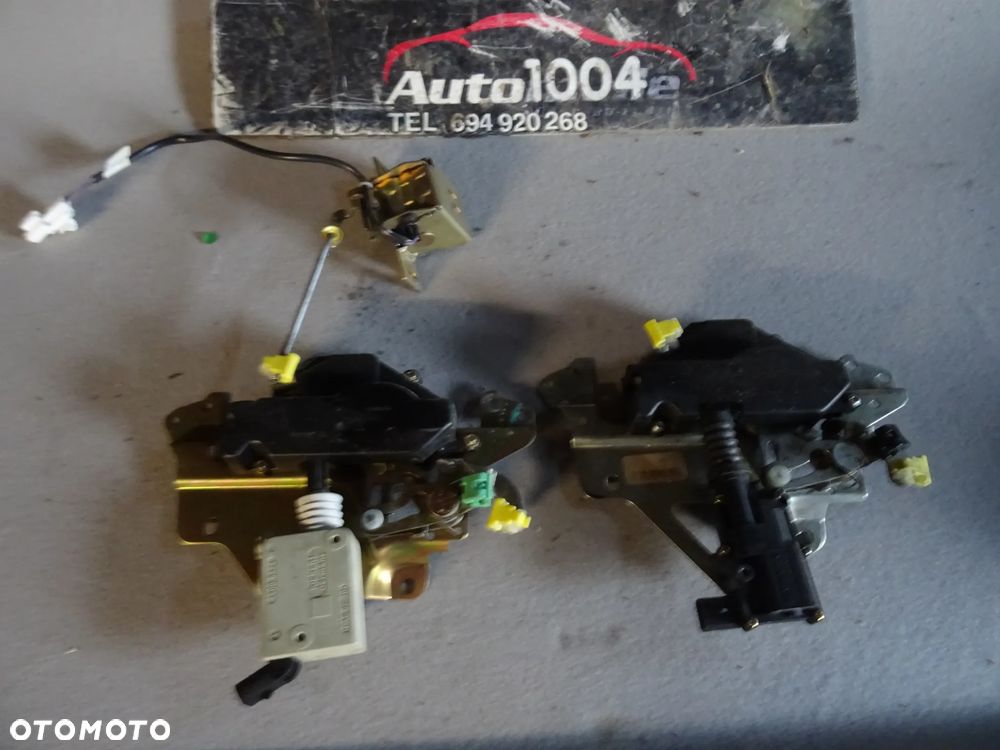 FORD MAVERICK MAZDA TRIBUTE CENTRALNY ZAMEK KLAPA TYL SZYBA tylna europa