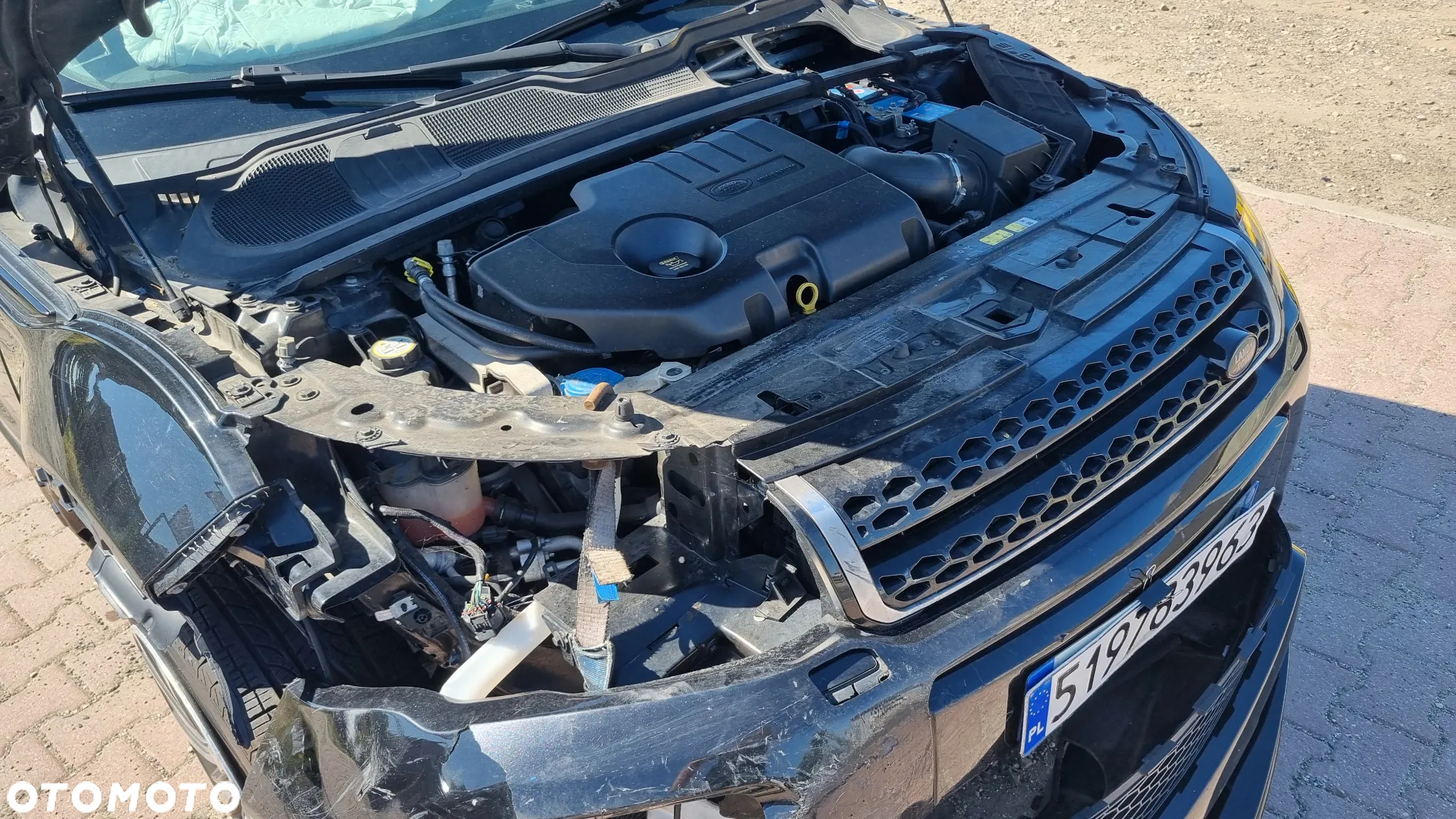 Land Rover Range Rover Evoque - 32