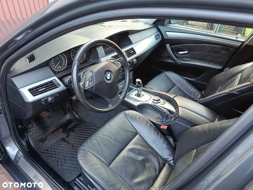 BMW Seria 5 525d - 7