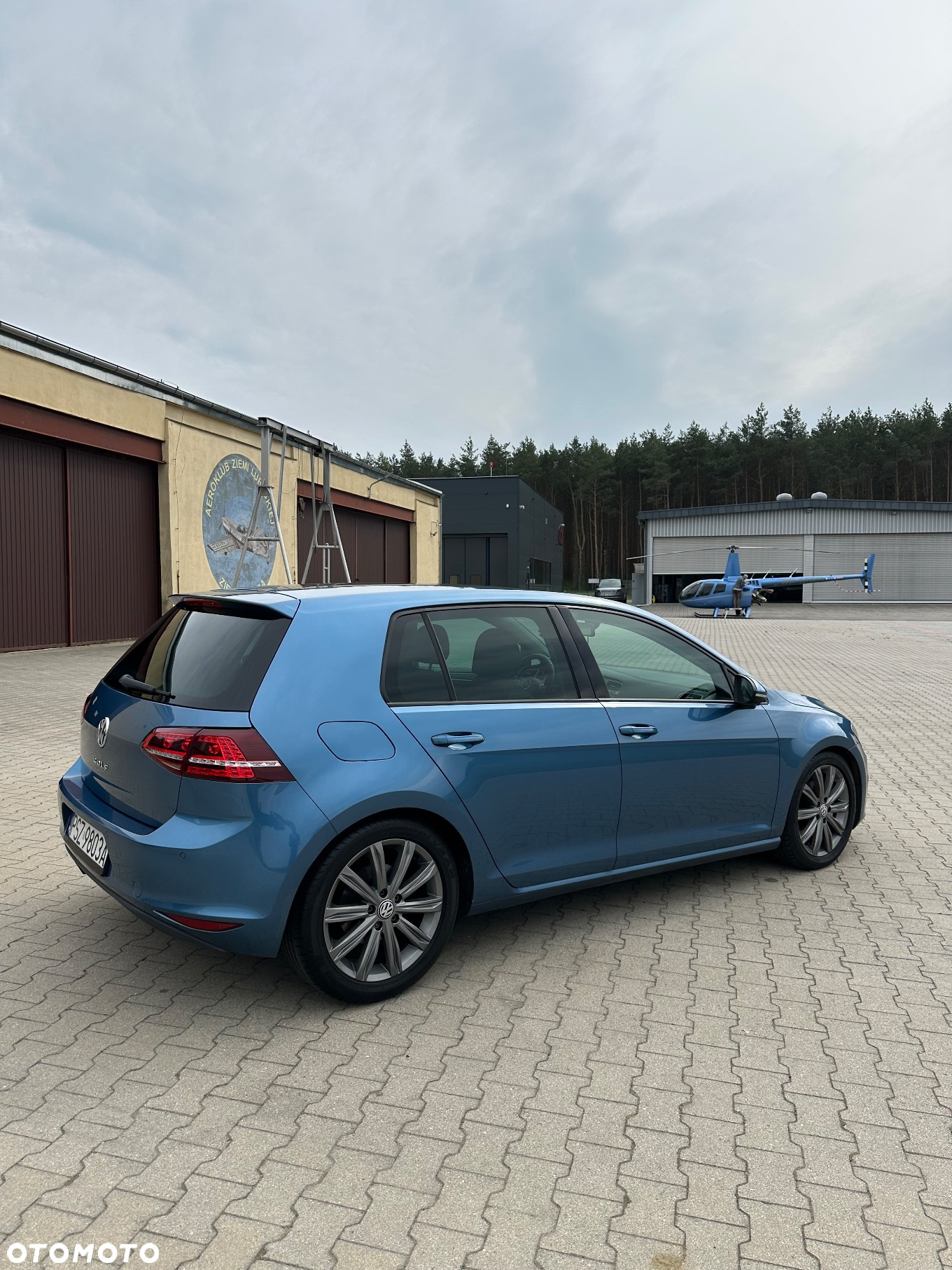 Volkswagen Golf VII 1.4 TSI BMT Highline Perfectline DSG - 3