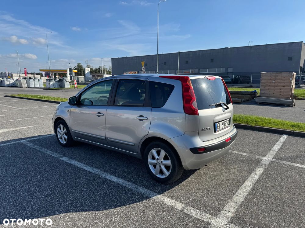 Nissan Note 2007 photo 2