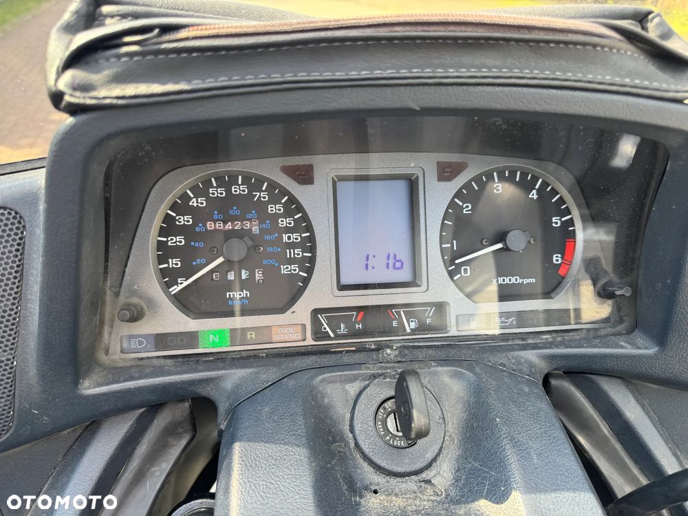 Honda GL - 16