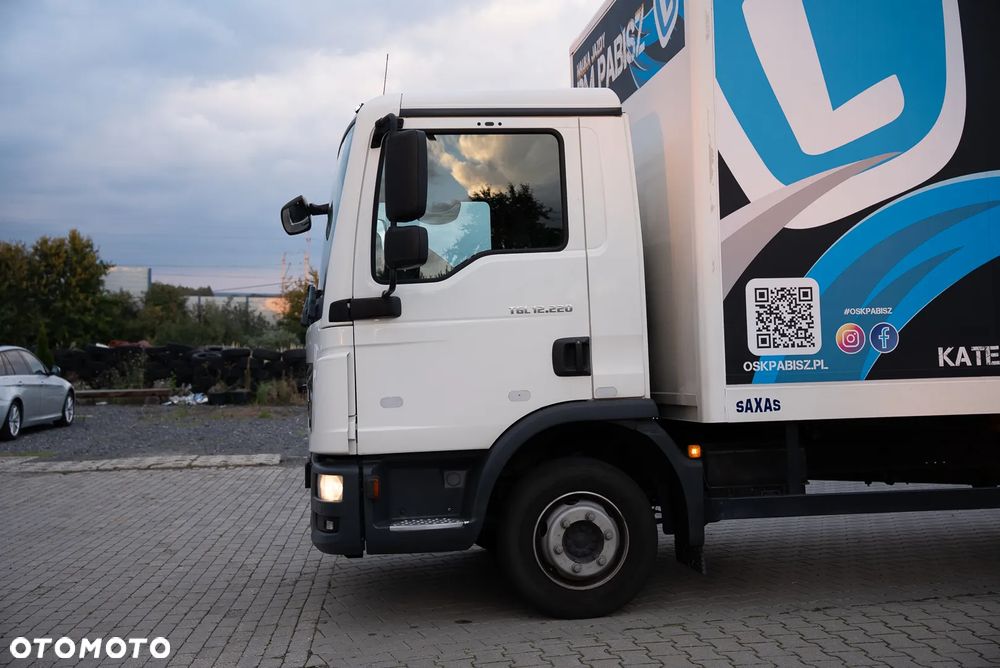 MAN TGL 12.220 - 8