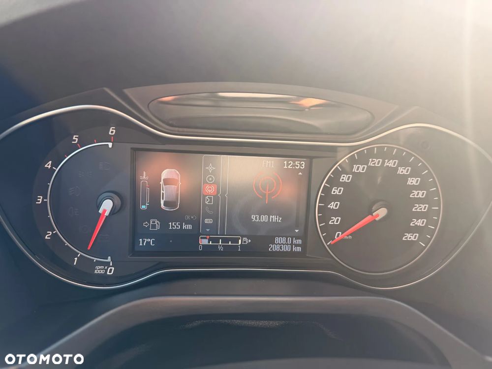 Ford S-Max 2.0 TDCi DPF Titanium - 26