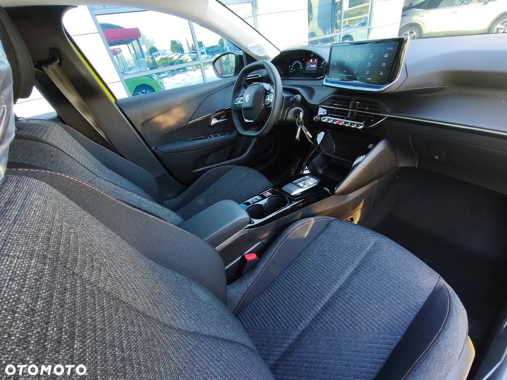 Peugeot 208 50kWh Style - 12
