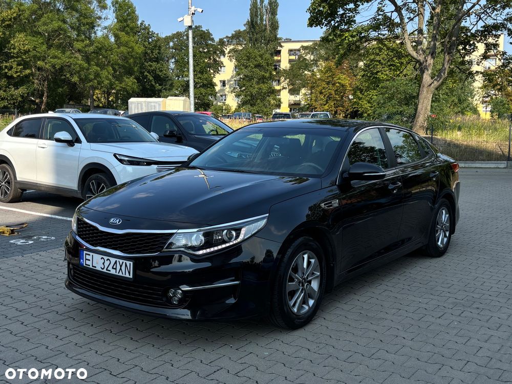 Kia Optima 2.0 L - 2
