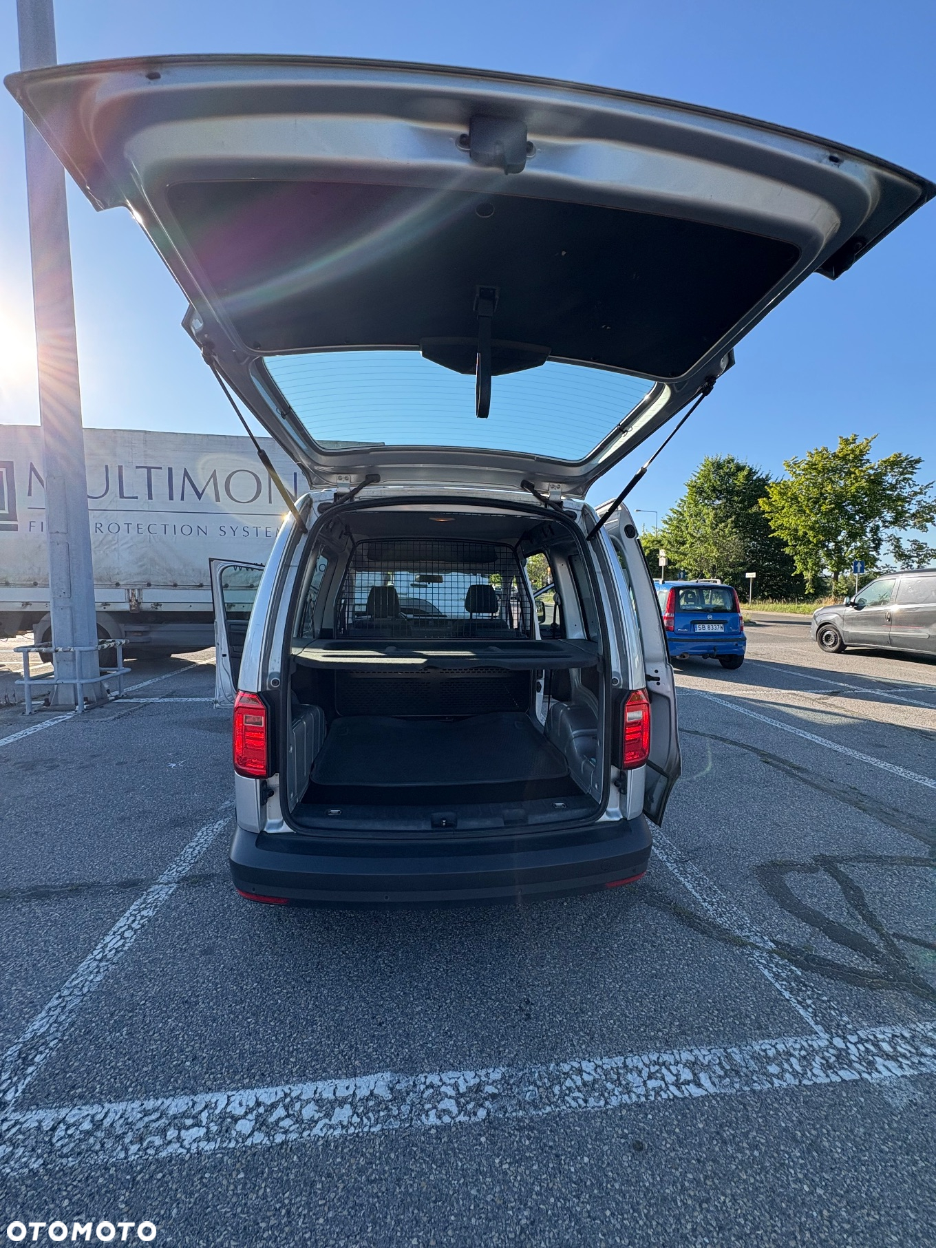 Volkswagen Caddy 2.0 TDI - 11