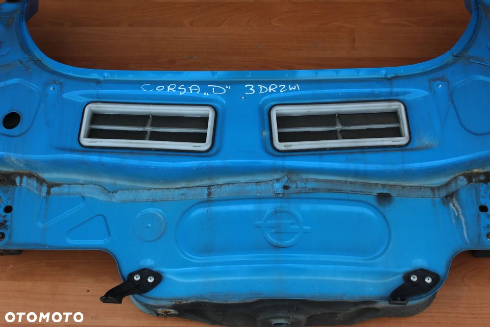 PAS TYLNY TYŁ OPEL CORSA D Y628 3 DRZWI - 3