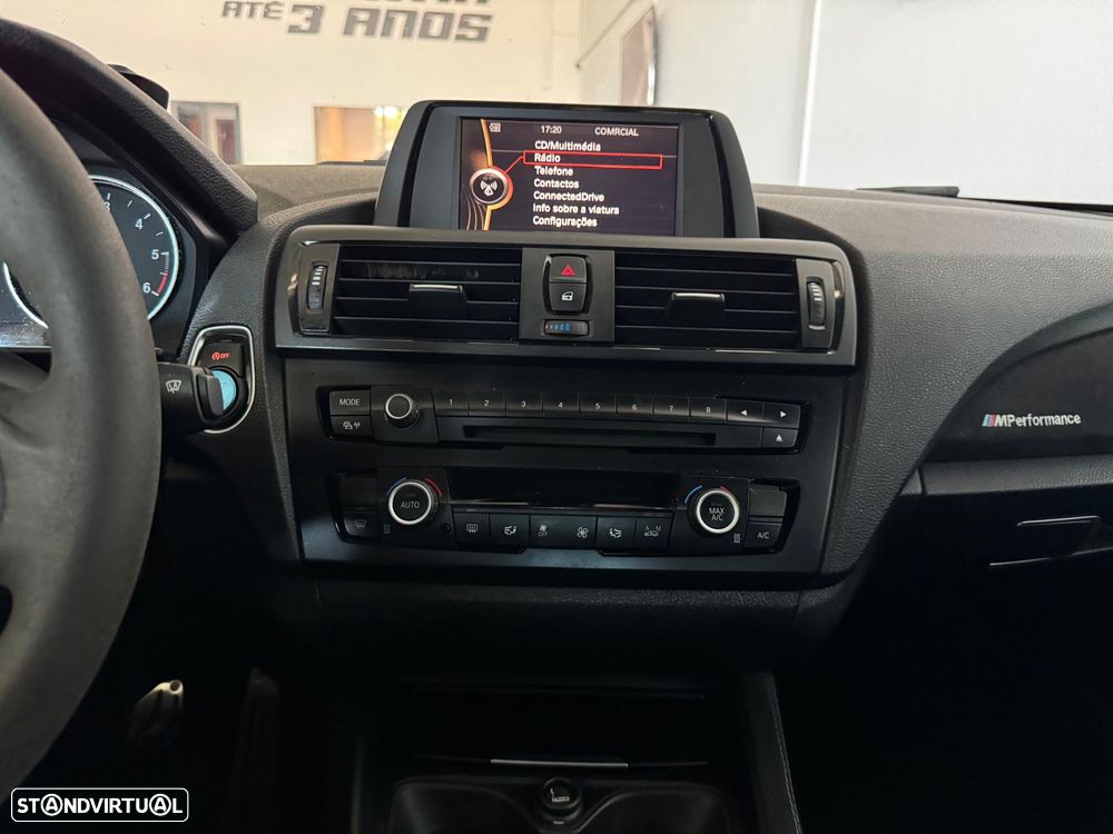 BMW 116 d Pack M - 15