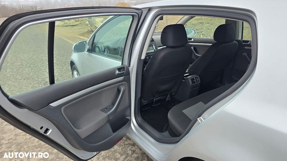 Volkswagen Golf 1.6 Highline - 10