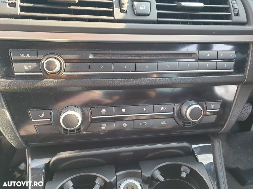 Panou Comanda Butoane cu Unitate Radio CD Player BMW Seria 5 F10 F11 2009 - 2017 [K3906] - 1