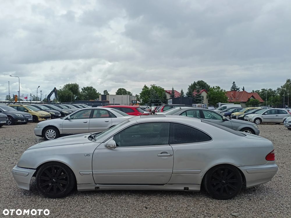 Mercedes-Benz CLK 320 - 2