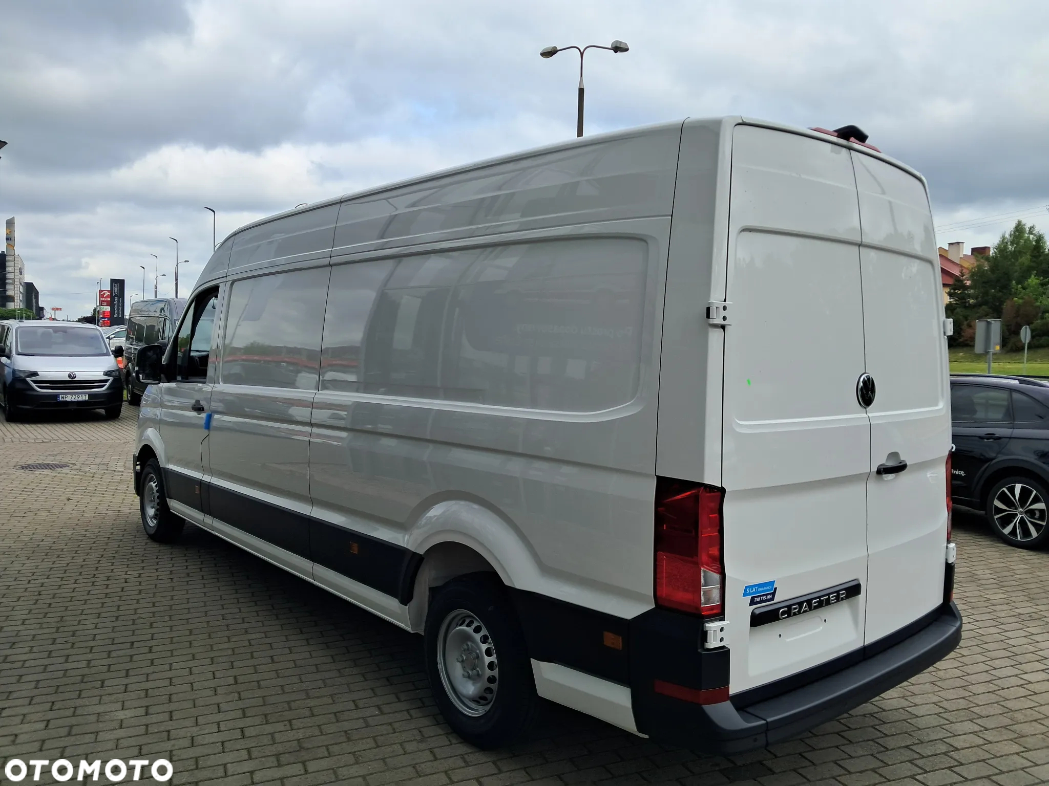 Volkswagen Crafter - 13