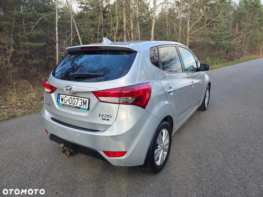 Hyundai ix20 1.4 blue Comfort - 3