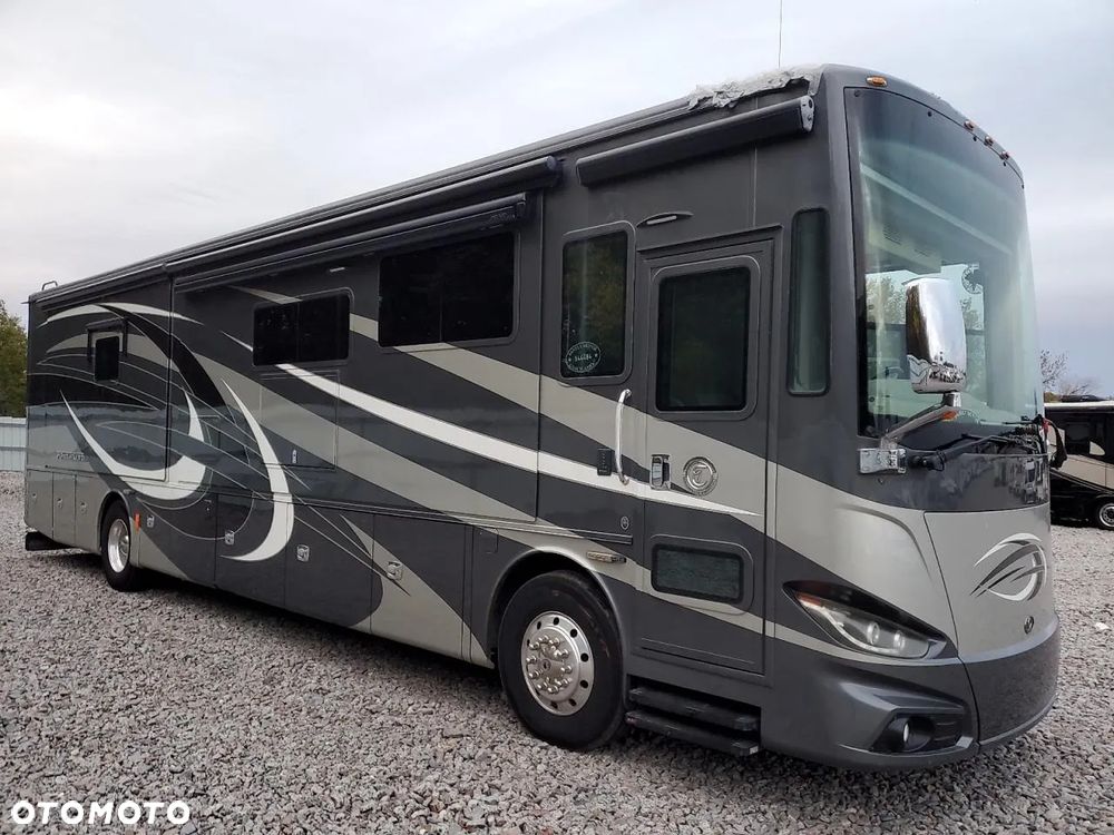 Ford Sunseeker E-450 Cutaway - 26