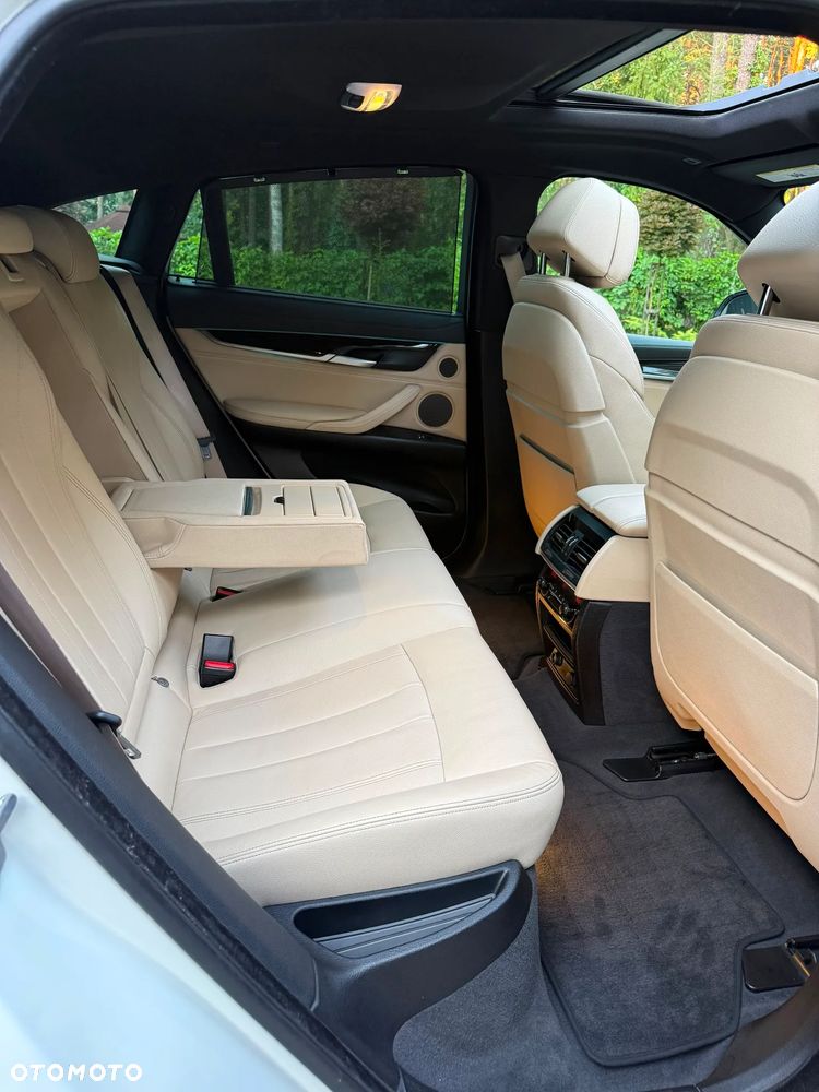 BMW X6 - 12