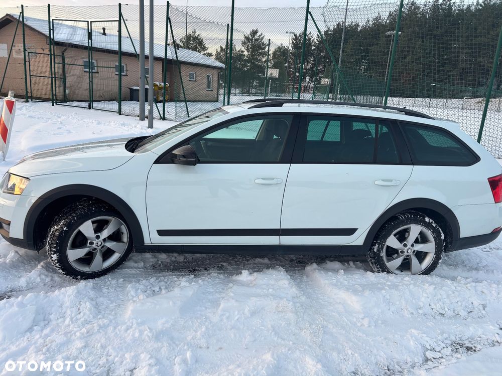 Skoda Octavia Scout 2.0 TDI 4x4 - 10