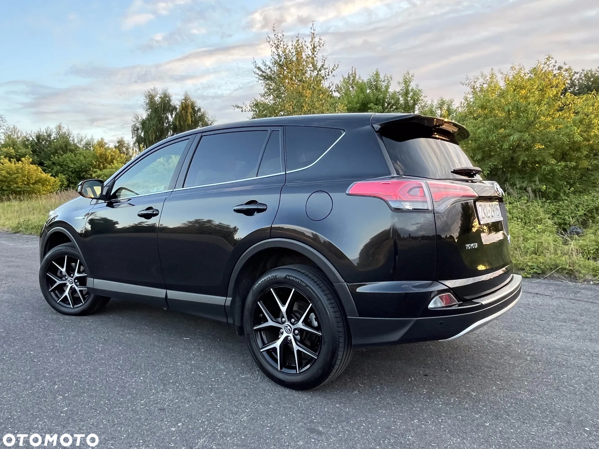 Toyota RAV4 Hybrid Premium 4x2 - 3