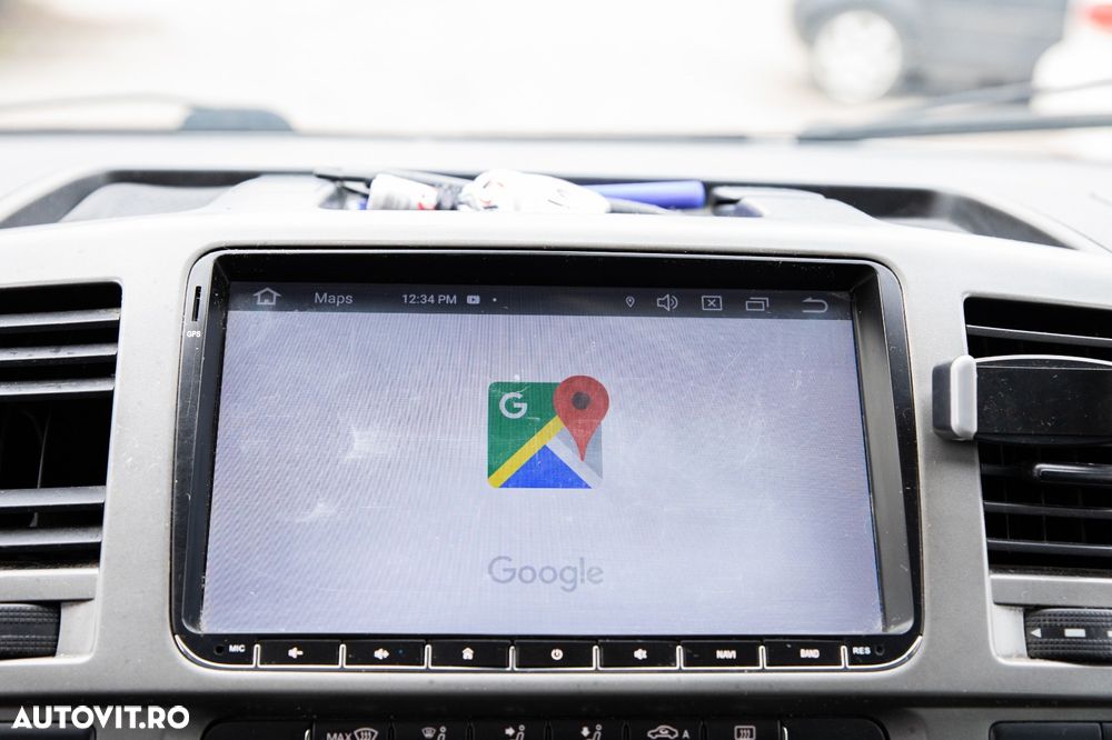 Volkswagen Caravelle - 21