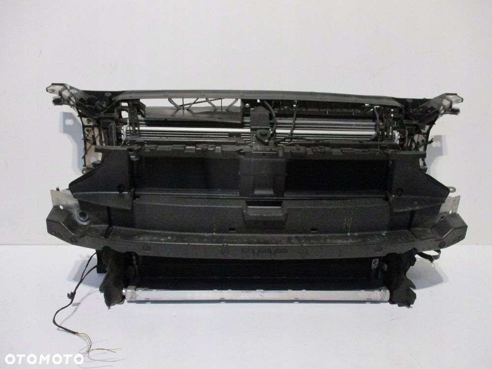 CHŁODNICE PAS PRZEDNI AUDI 8W0 RS4 2,9TFSI LIFT - 1