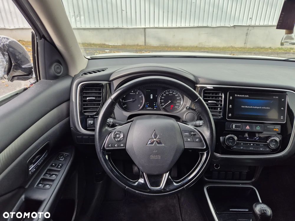 Mitsubishi Outlander 2.0 2WD Edition - 13