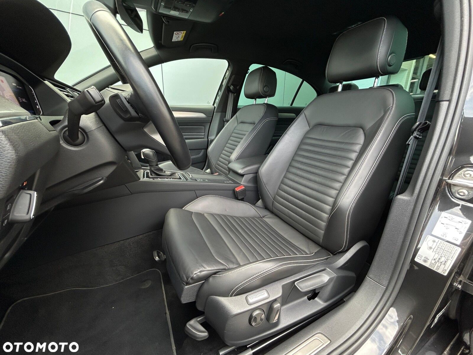 Volkswagen Passat 1.5 TSI EVO Elegance DSG - 8