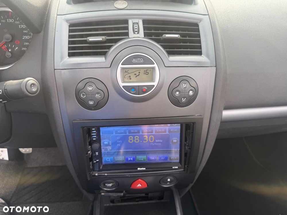 Renault Megane - 19